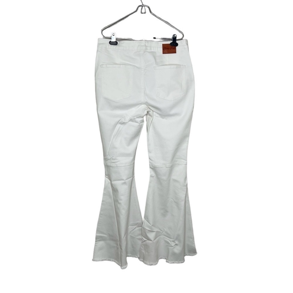 Home Folk Waco Women's Western High Rise
Flares In Ivory - Picture 7 of 13